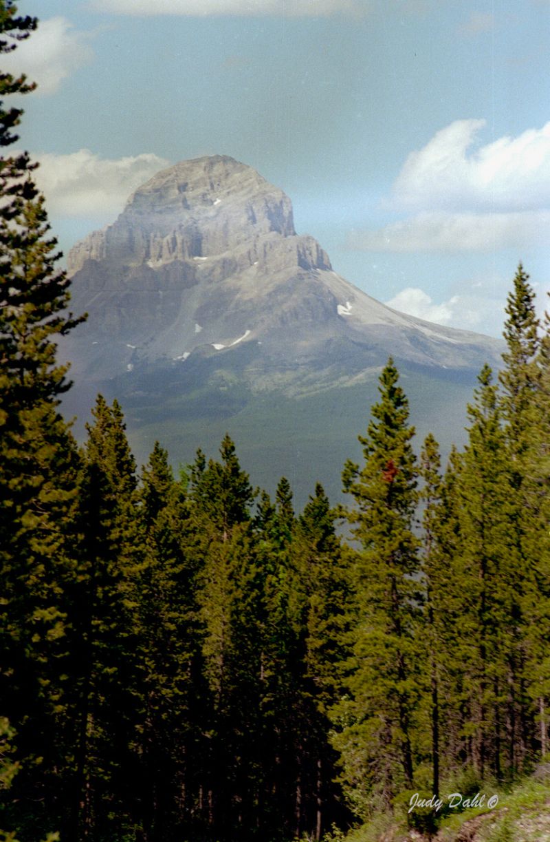 crowsnest-mountain